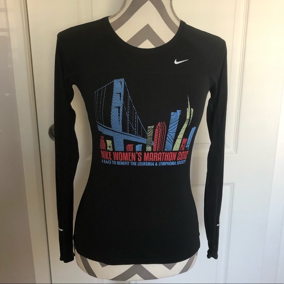 Nike Tops - Nike Women’s Marathon 2012 Fitted Top